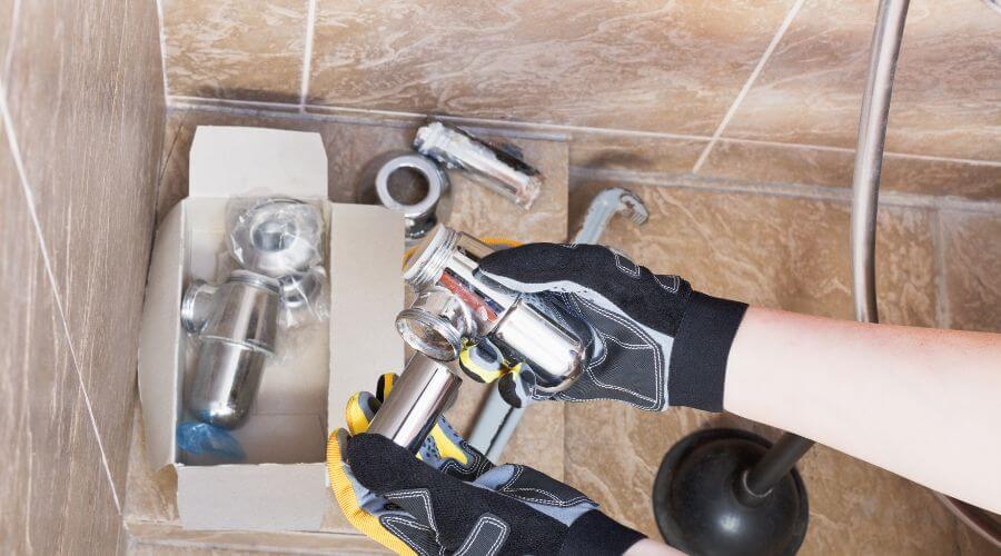 Professional gutter cleaning in Colorado City, AZ